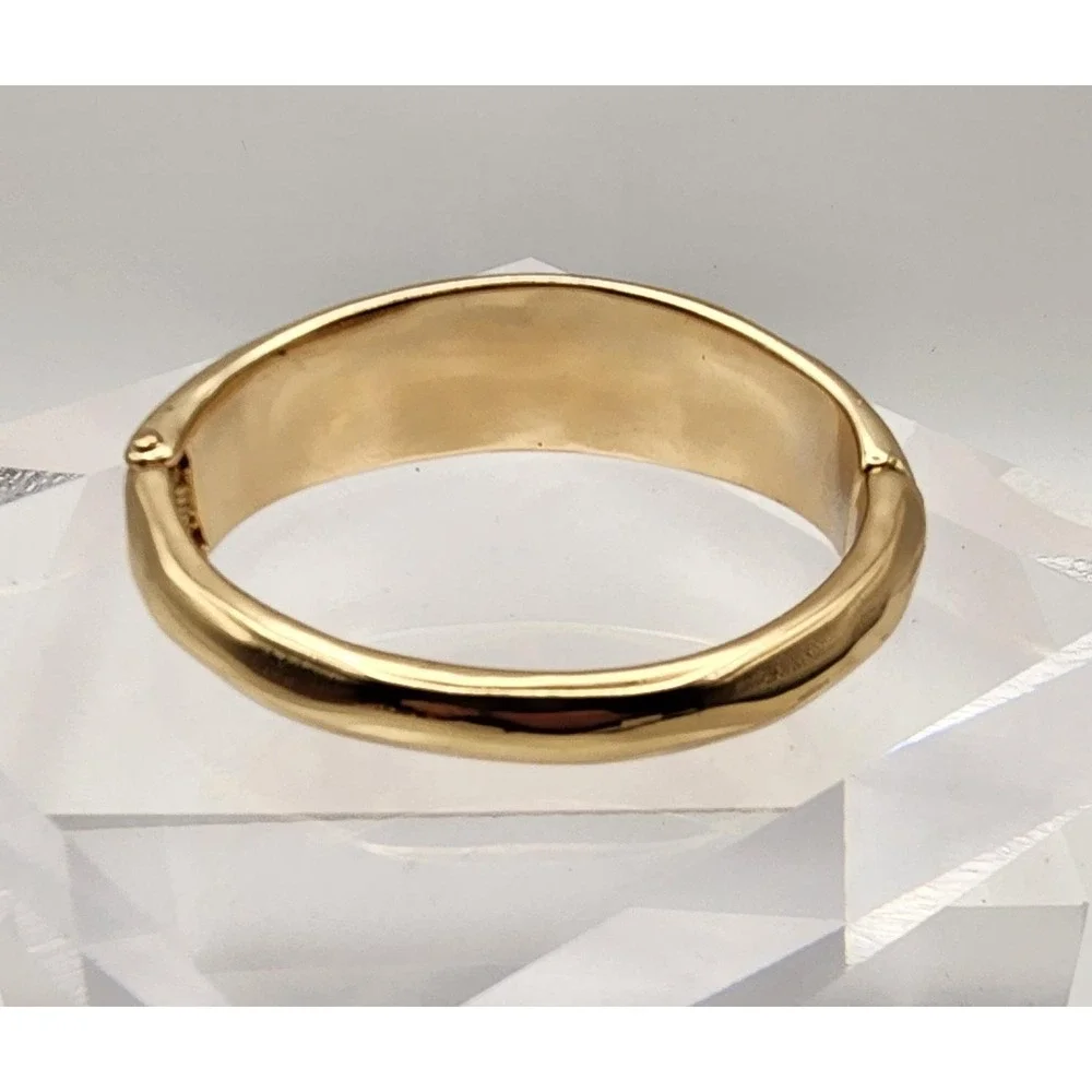 Robert Lee Morris RLM SOHO Gold Tone Hinged Bangle Bracelet Purple Crystal